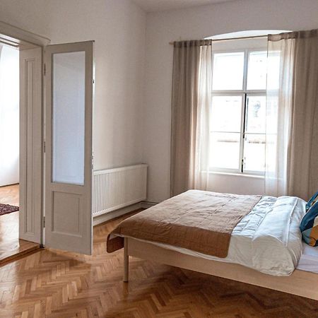 Apartament Favst Old Square Sybin Zewnętrze zdjęcie
